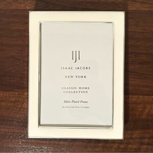 Isaac Jacobs White Silver Plated 4x6 inch Picture Frame